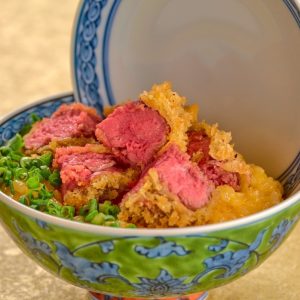 【丸ごとセット】大人の街焼肉のピックアップ商品を全て集めた特別セット。アラカルトでのご注文よりもお得にお召し上がりいただけます。